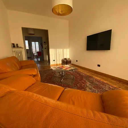 Maison 99 *